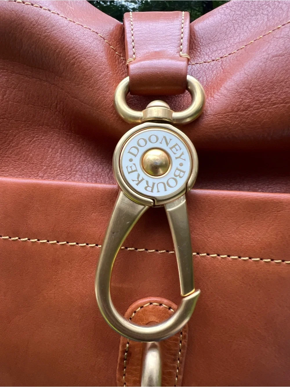 DOONEY AND BOURKE FLORENTINE LEATHER LOGO LOCK TOTE